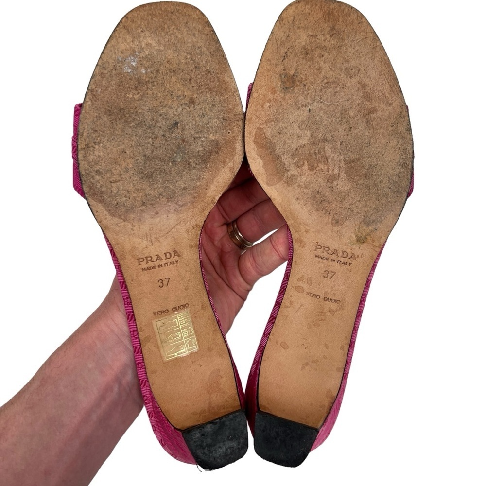Prada Y2K 2000s Pink Logo Plaque Kitten Heel Sandals - Picture 2 of 6